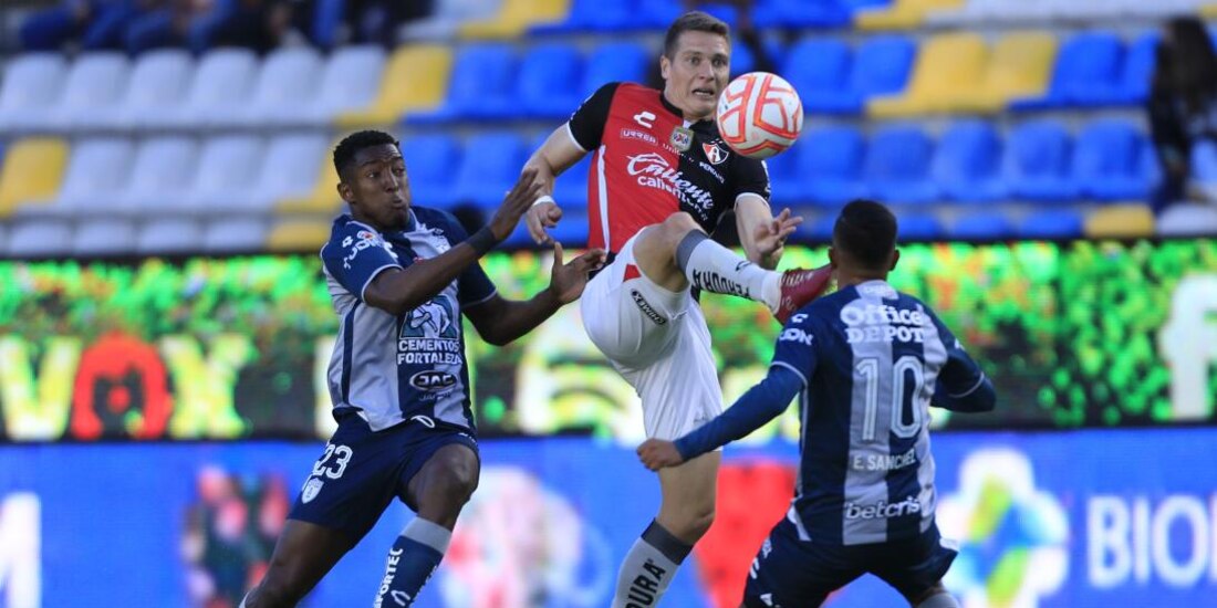 Pachuca derrotó 3-1 al Atlas en la Jornada 16 del Apertura 2022.
