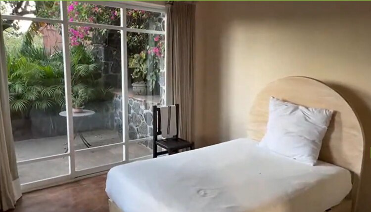 Así luce una de las habitaciones de invitados