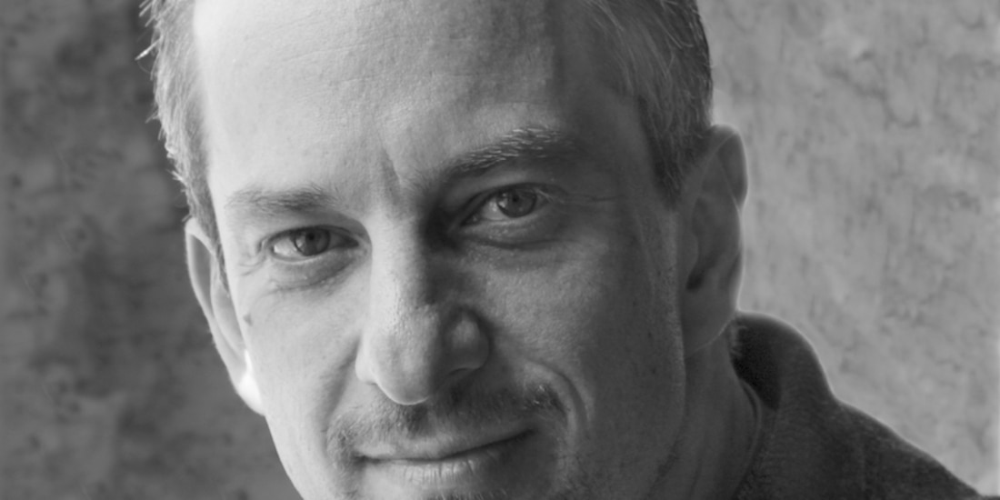 Gerardo Kleinburg, Narrador.