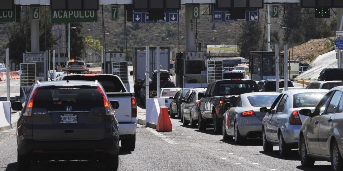 Arranca operativo de verano 2025 con más de 41 mil elementos en carreteras y zonas turísticas.