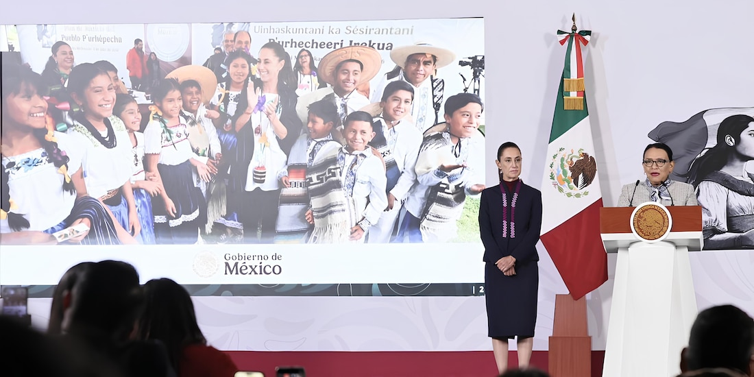 La Presidenta de México y la Secretaria de Gobernación en la conferencia de este martes.