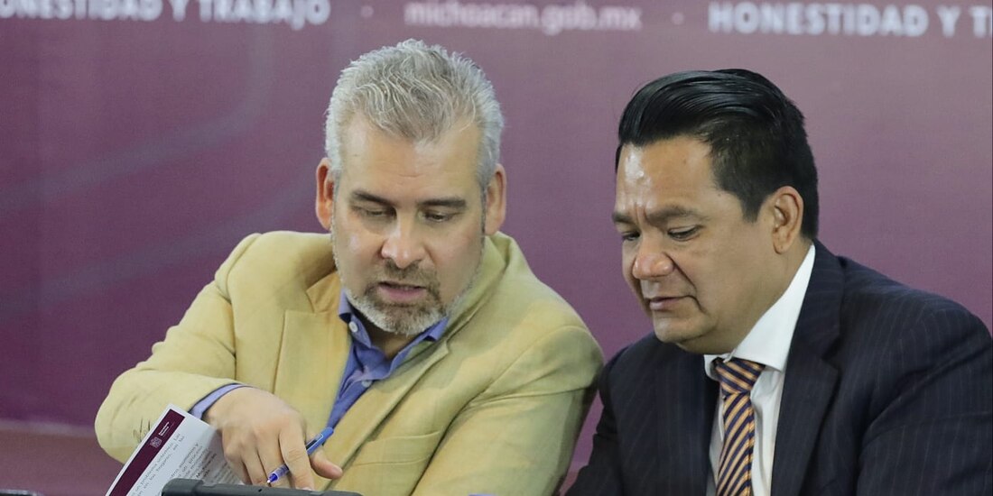 Once municipios equiparán a bomberos con 142.8 mdp del Fortapaz: Alfredo Ramírez Bedolla