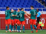 Jugadores de la Selección Mexicana celebran un gol en los Juegos Olímpicos de Tokio 2020