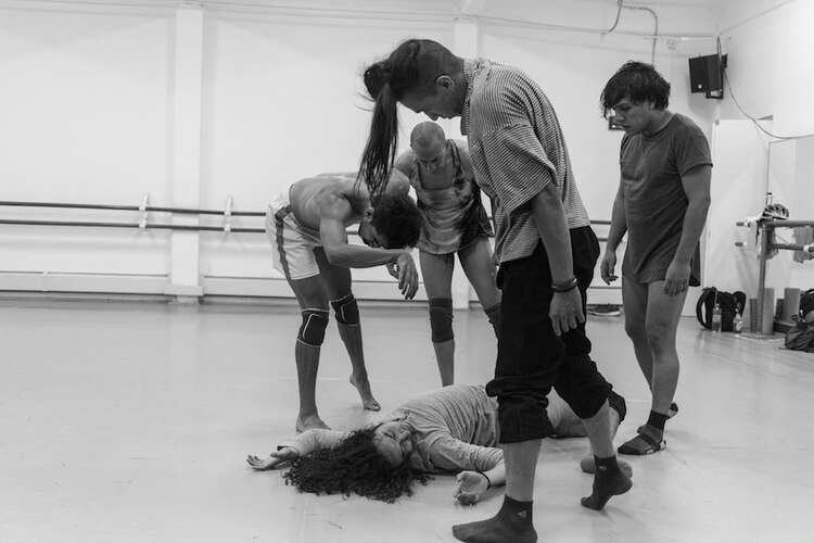 Se muestra la fragilidad masculina.