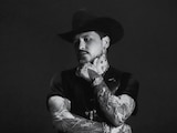 Christian Nodal estrenará próximamente su álbum 'Bandera Blanca'