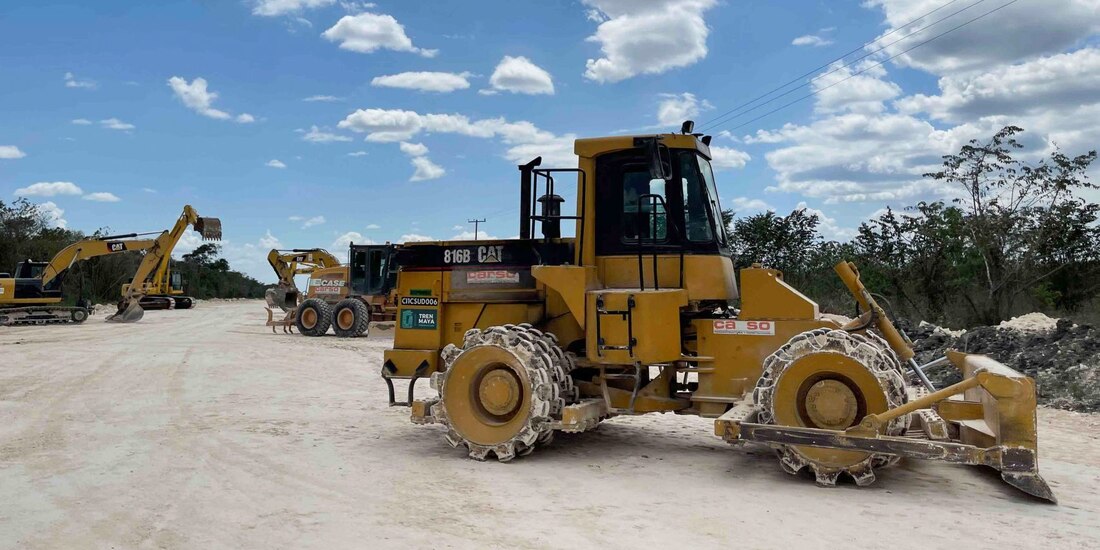 Andrés Manuel López Obrador preside la supervisión de obra del Tren Maya