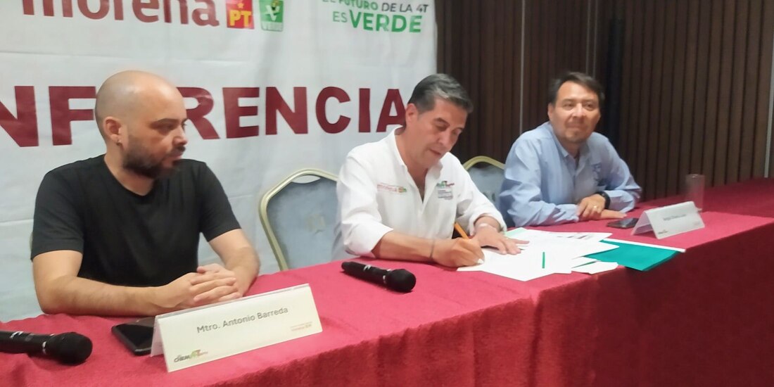 El candidato de la coalición Morena-Partido Verde-PT a la alcaldía de Querétaro, Chema Tapia.