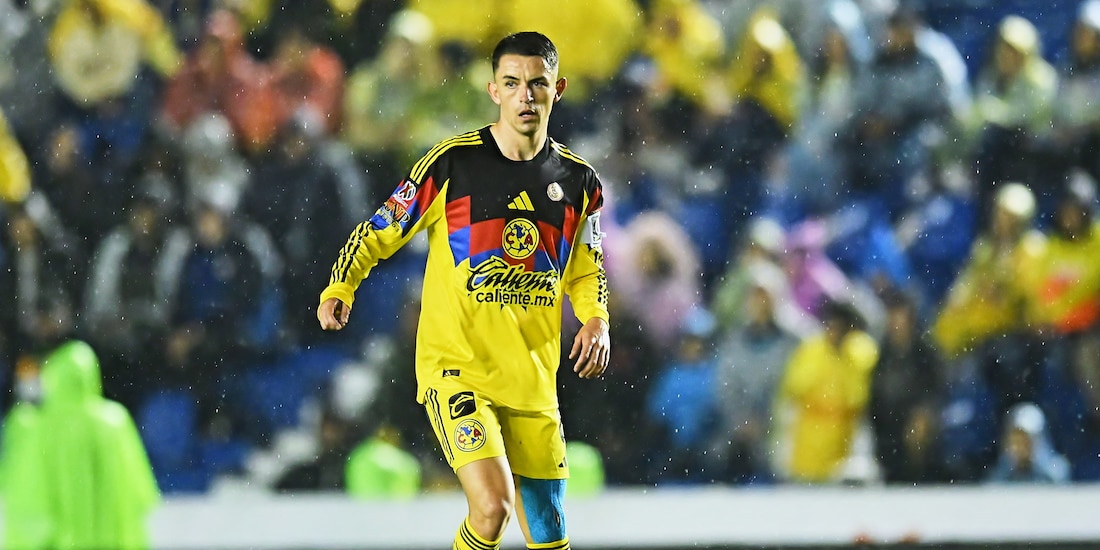 Álvaro Fidalgo durante un partido del Clausura 2025.