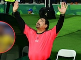 Hugo Sánchez manda felicitación a un jugador del América.
