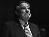 El escritor mexicano Octavio Paz, en foto
de archivo.