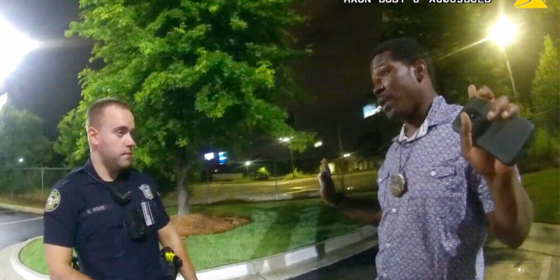 Rayshard Brooks, otra víctima de la brutalidad policiaca en EU.