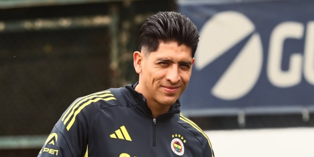Edson Álvarez ya reportó a la concentración de la Selección Mexicana en el CAR.