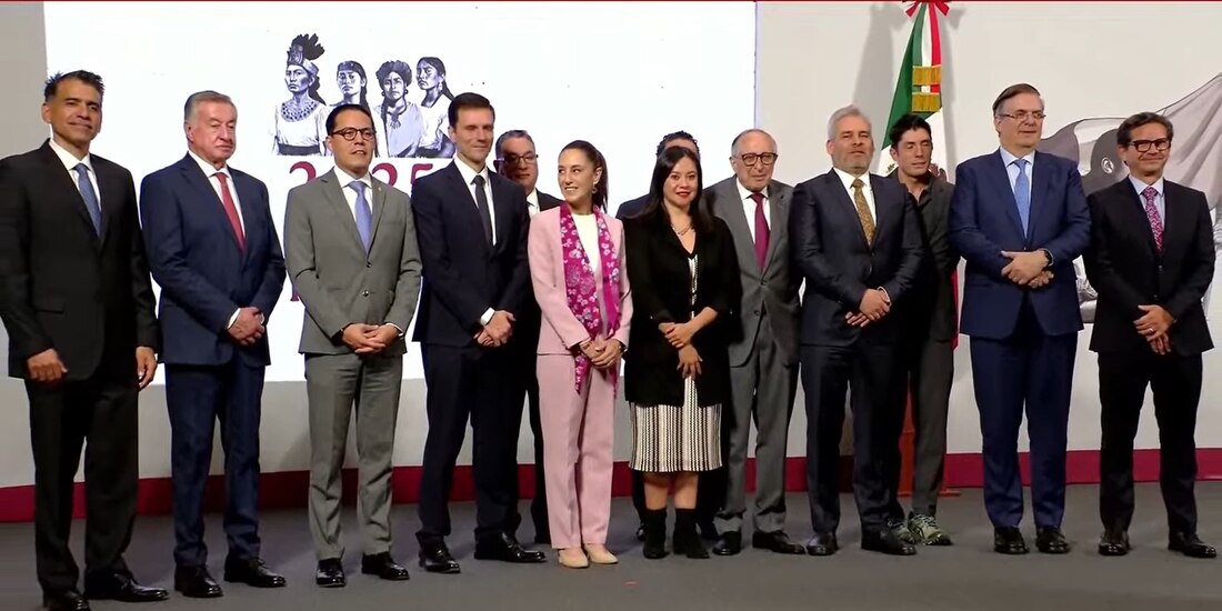 Imagen oficial en la Mañanera del Pueblo.