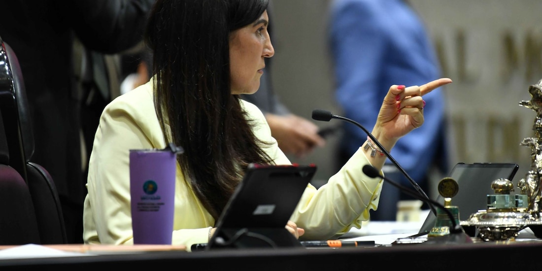 Kenia López Rabadán, presidenta de la mesa directiva