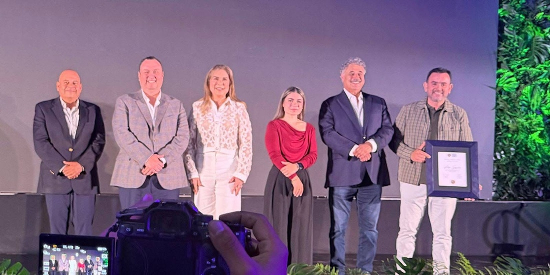 Funcionarios en Baja California.