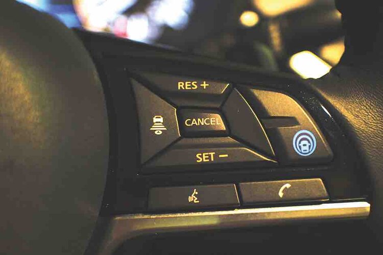 Botones en el volante para más rapidez.