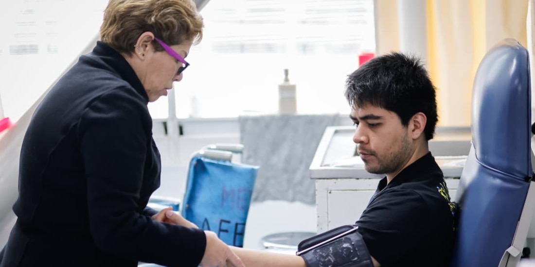 Cada unidad de sangre donada de manera altruista representa una esperanza real de supervivencia para pacientes en situaciones críticas.