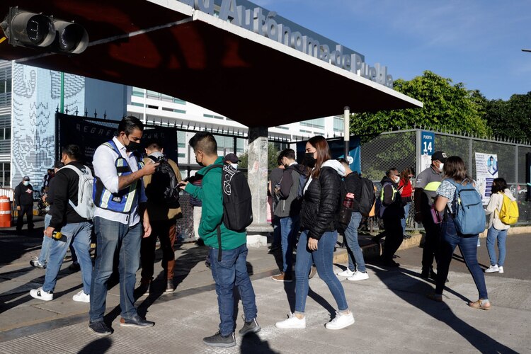 El registro a la BUAP es conforme al calendario.