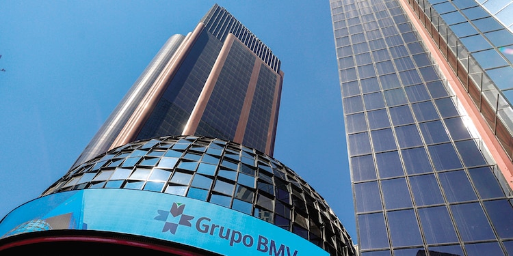 La Bolsa Mexicana cerró ayer con repunte de 0.83%.