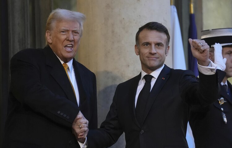 Donald Trump y Emmanuel Macron, presidente de Francia.