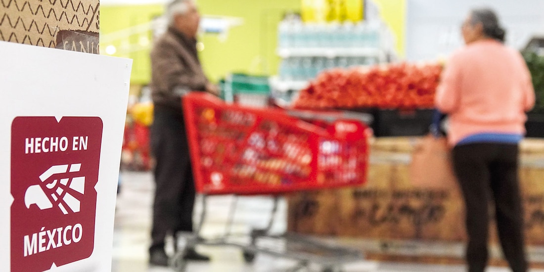 Un letrero con la leyenda “Hecho en México”, como parte del Plan México, en un supermercado, en marzo de 2025.