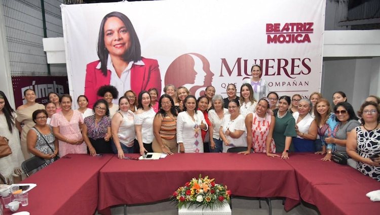 Diversas personalidades del municipio de Acapulco, como la empresaria Paulina Guadarrama Arredondo, compartieron sus experiencias durante el foro.