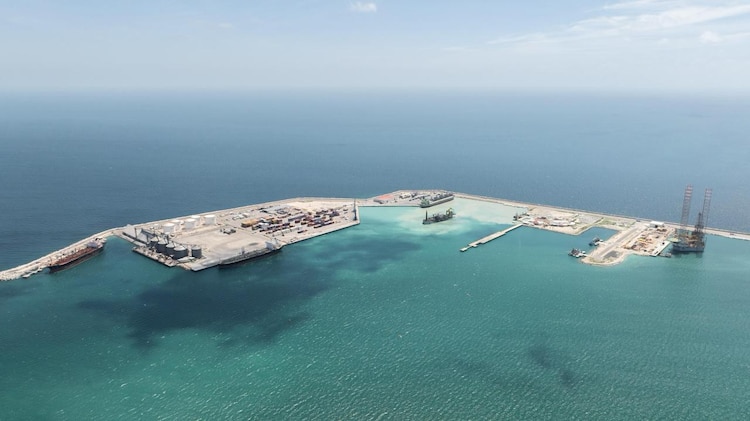 La modernización del Puerto de Altura se consolida como una de las obras de infraestructura clave del proyecto económico Renacimiento Maya.