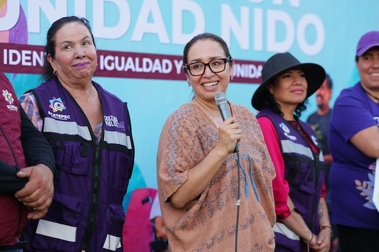 Azucena Cisneros Coss inaugura la quinta Comunidad NIDO de Ecatepec.