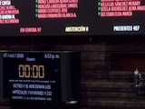El dictamen modifica la Ley Federal del Derecho de Autor y establece supuestos en los que los proveedores podrán ser responsables por conductas infractoras de sus usuarios