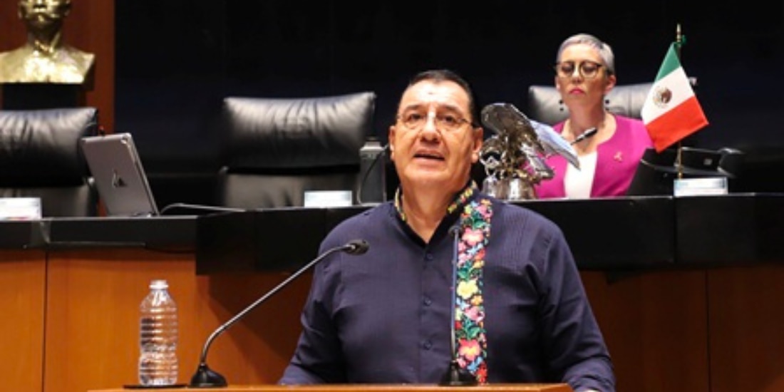 Senador del PT propone crear un megasistema estatal de medios en México