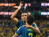 Daniel Muñoz y Luis Díaz celebran el primer gol de Colombia ante Uzbekistán en la Copa del Mundo 2026