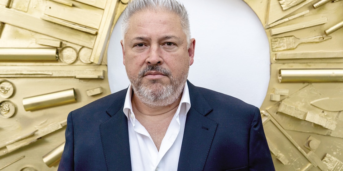 EL ARTISTA, ayer en la inauguración de la muestra.