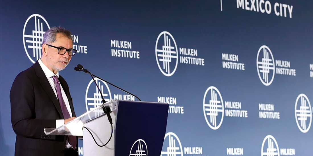 Édgar Amador Zamora, titular de la SHCP, ayer, durante su participación en el Simposio de Milken Institute.