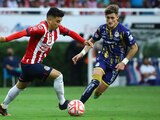 Chivas y Atlético de San Luis midieron fuerzas en la cancha del Estadio Akron.