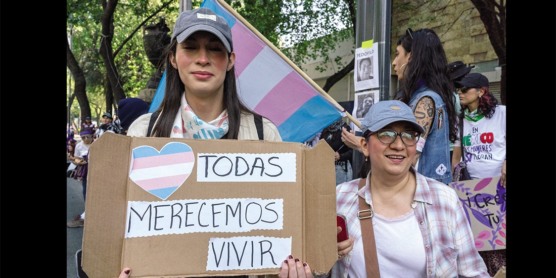UNA JOVEN trans protesta en la marcha del pasado 8 de marzo, en la ciudad.