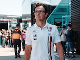 Checo Pérez en una carrera con Cadillac