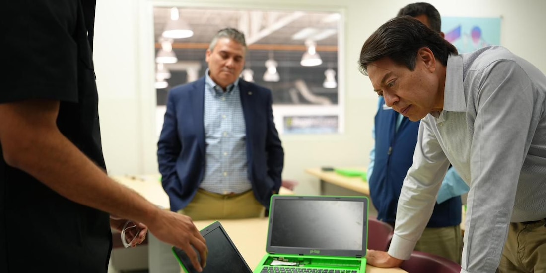 Mario Delgado Carrillo, titular de la SEP.