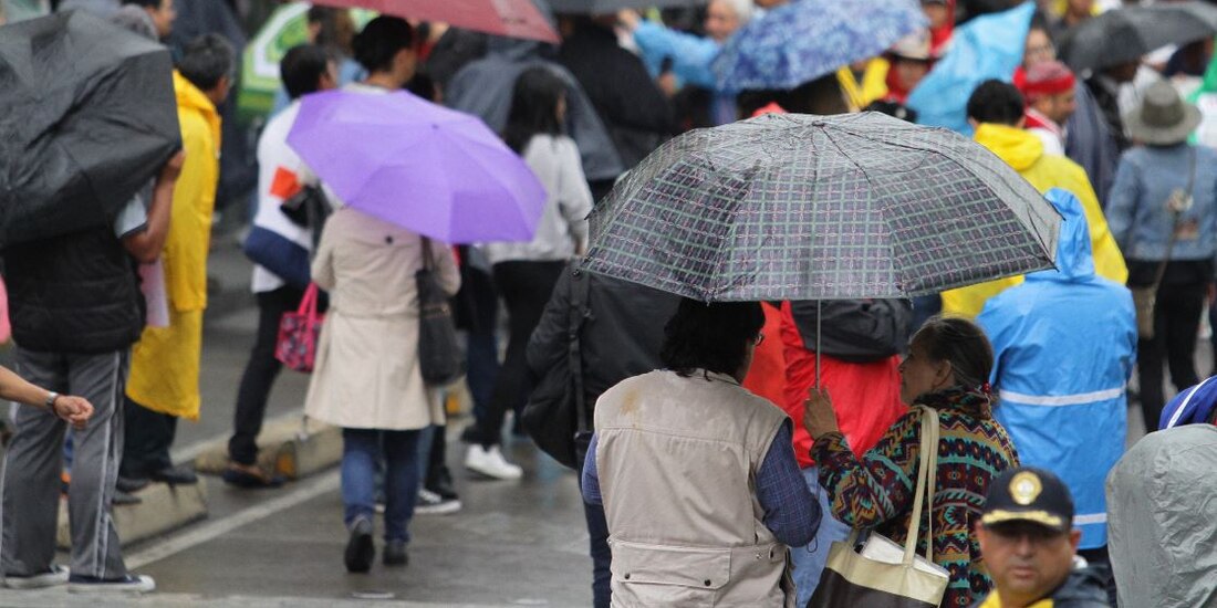 ¡No olvides tu paraguas! En la tarde y noche se esperan lluvias ligeras.