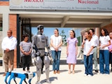 Al centro, la Presidenta Claudia Sheinbaum y la gobernadora Marina del Pilar Ávila Olmeda.