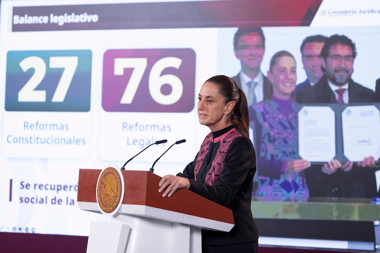 La titular del Ejecutivo federal, ayer, en conferencia.