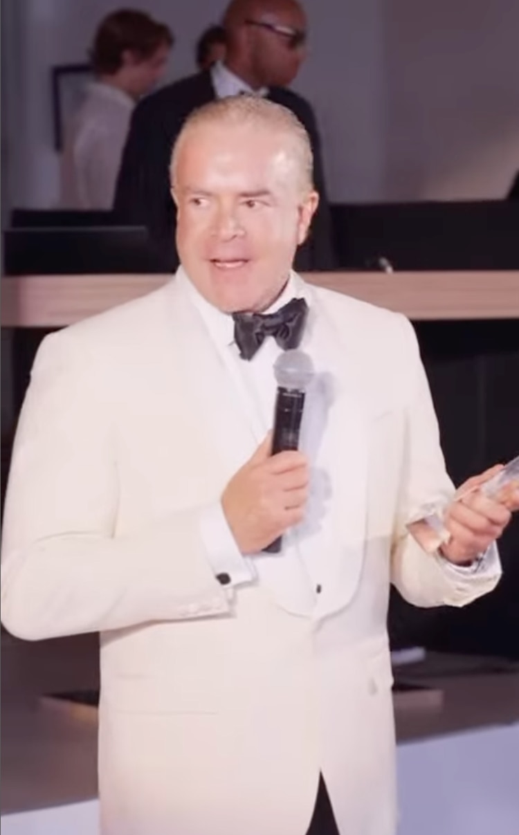 Raúl Rocha y su fortuna incalculable