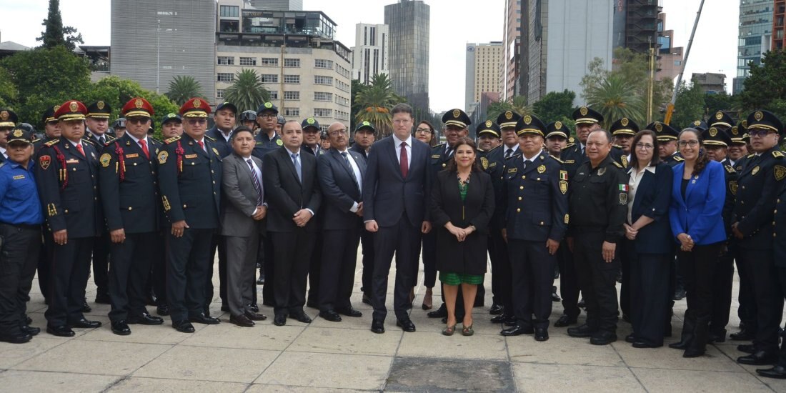 ‘La policía de la CDMX es la mejor del país, con cercanía a su comunidad’, afirma Clara Brugada.