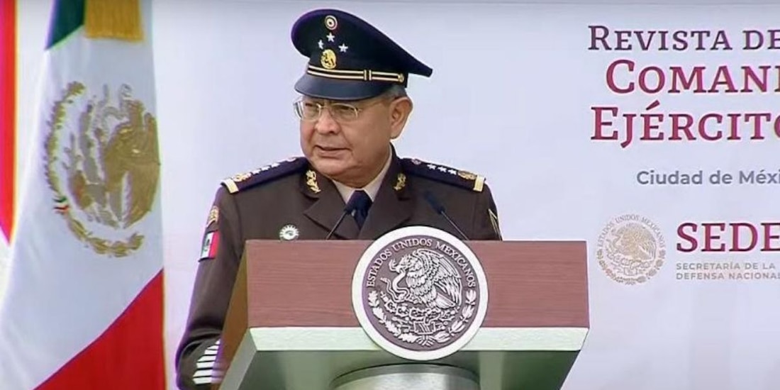 Eufemio Alberto Ibarra Flores fue nombrado como comandante del Ejército Mexicano en una ceremonia en el Campo Marte de la Sedena.