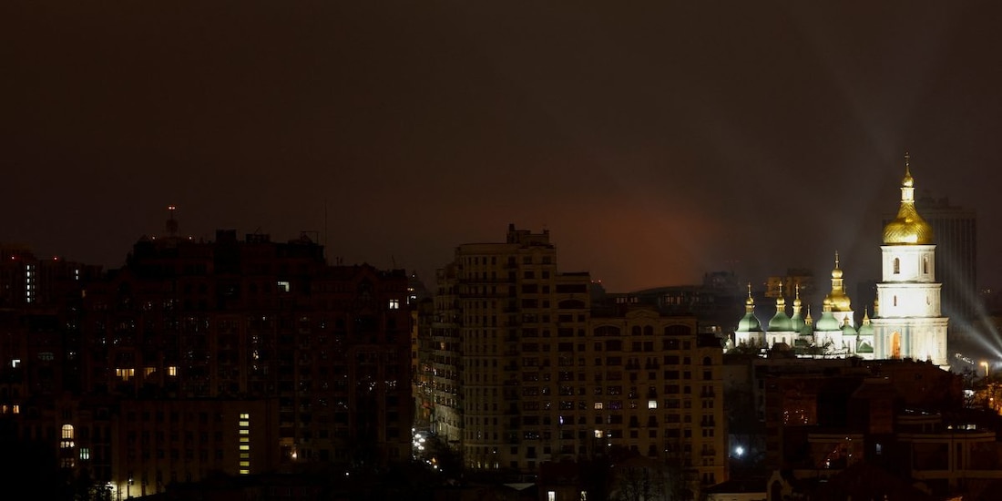 Después de esta acción militar, los guardias fronterizos ucranianos no oponen resistencia a las tropas de Rusia.