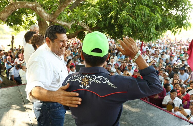 “Desde Jonuta se fortalecerá la autosuficiencia alimentaria con la construcción de una piscifactoría”, anuncia Javier May