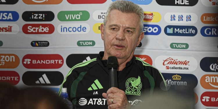 Javier Aguirre, entrenador de la Selección Mexicana, en conferencia de prensa