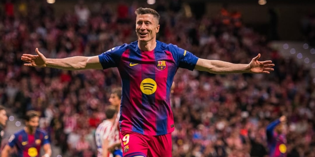 Robert Lewandowski se marcha del Barcelona