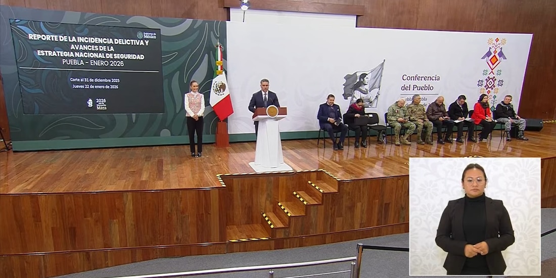 Autoridades federales y el Gobernador de Puebla este jueves.