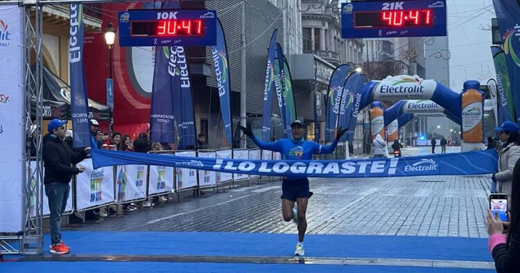 La Carrera Electrolit 2025 es un clásico de Monterrey.