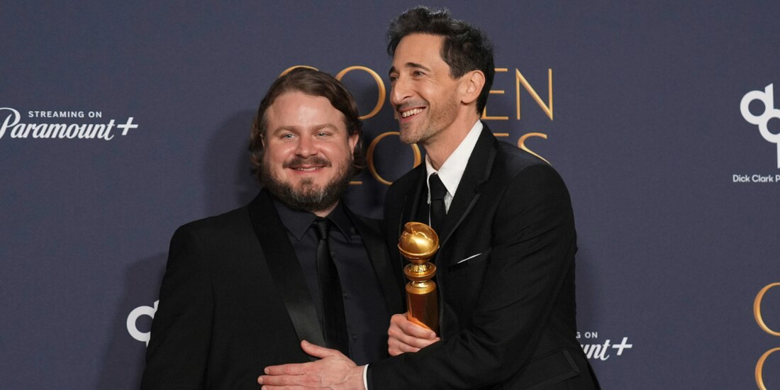 Brady Corbet, director de The Brutalist, reta a Hollywood en los Globos de Oro 2025.